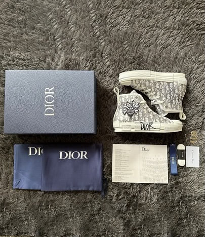 DIOR B23