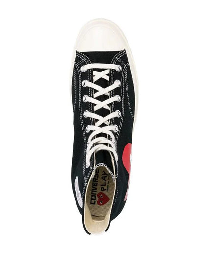 WEALTHY WARDOBLE
CONVERSE X COMME des GARÇONS