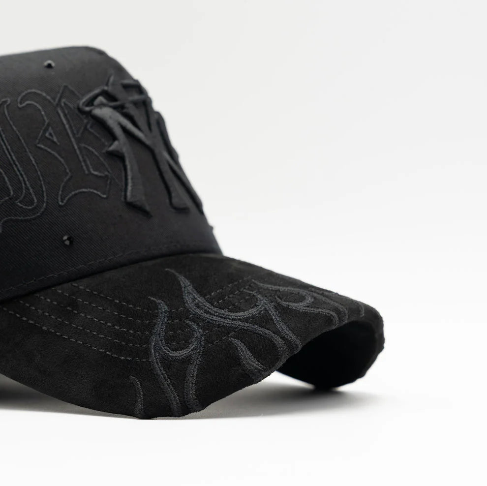 31 HATS "NY BLACK IN BLACK" Vol. 2