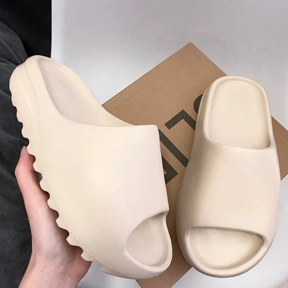 YEEZY Slides 1.1